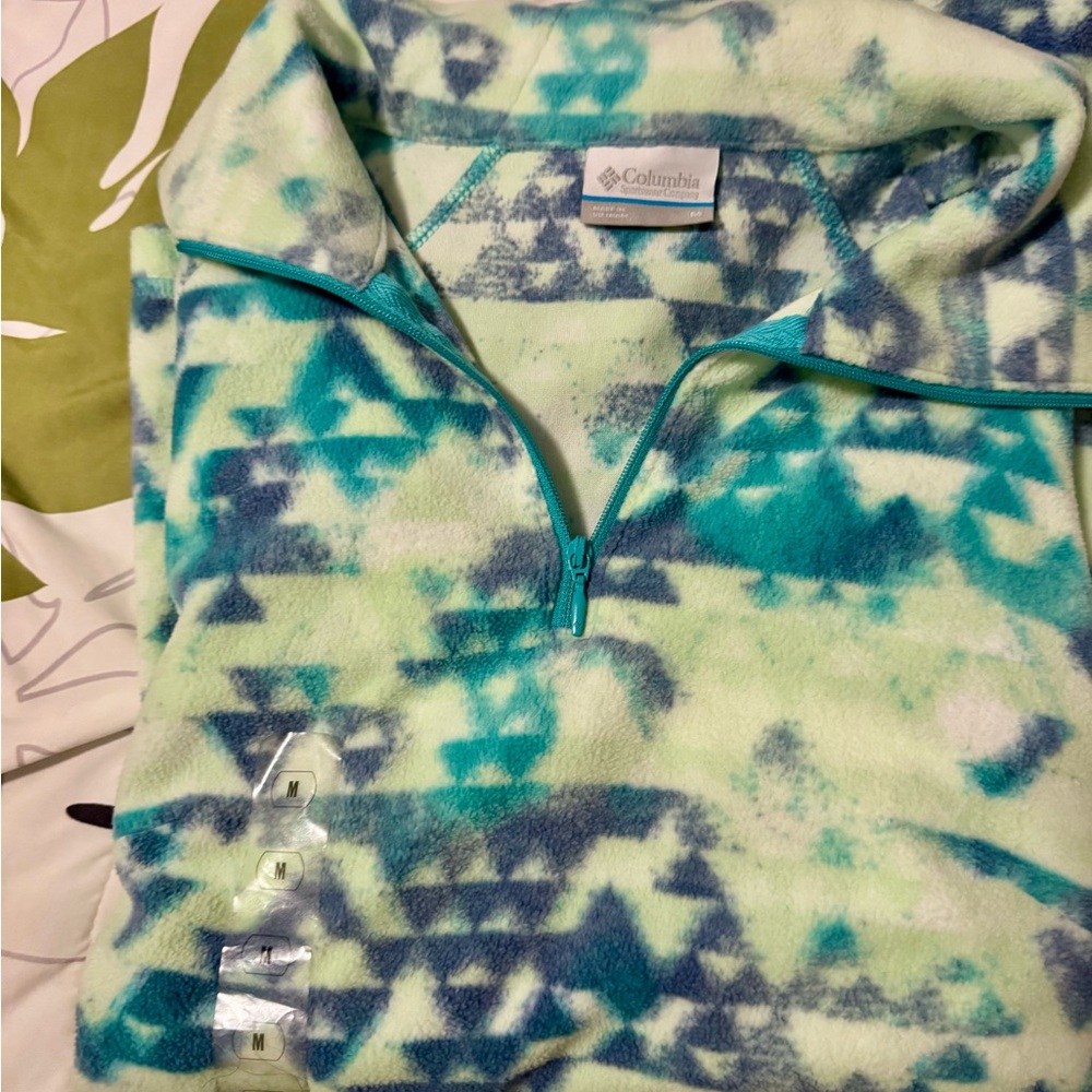 Columbia Aqua and Navy Patterned Fleece Pullover